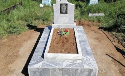 Памятники из мрамора  